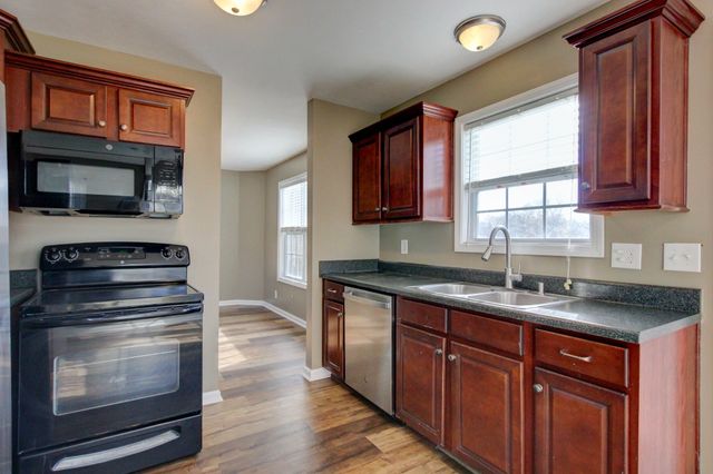 2684 Arthurs Ct, Clarksville, TN 37040