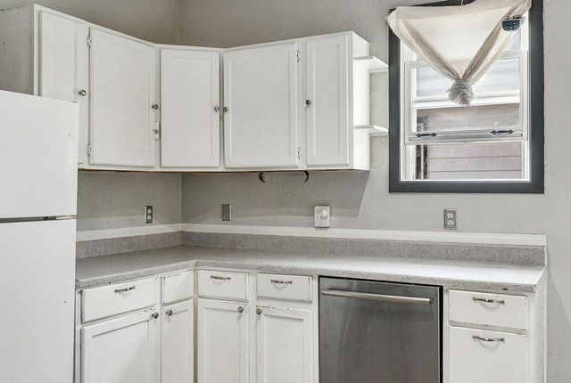1017 7th STREET S, La Crosse, WI 54601