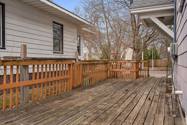 1017 7th STREET S, La Crosse, WI 54601