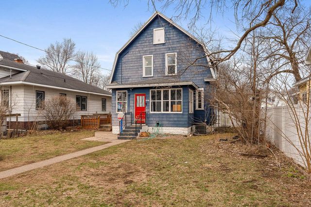 1017 7th STREET S, La Crosse, WI 54601