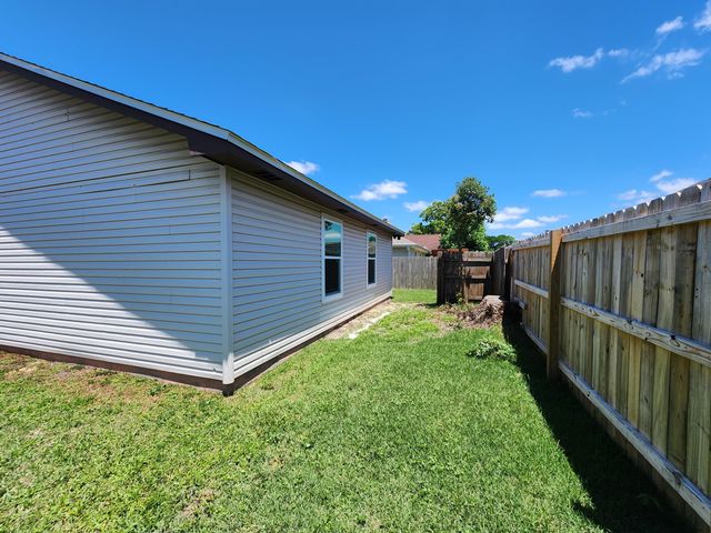 911 Lawton Court, Fort Walton Beach, FL 32547