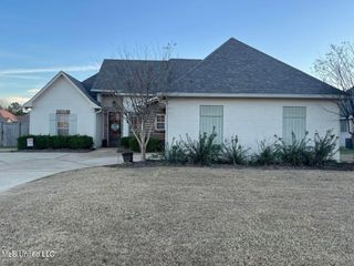 107 Cannon Run, Canton, MS 39046
