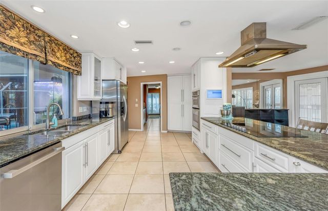 4313 50TH PLACE S, St Petersburg, FL 33711