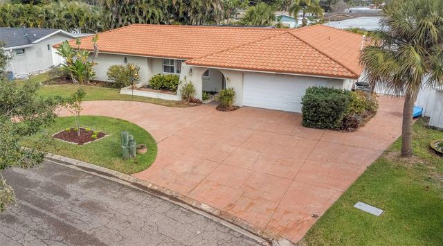 4313 50TH PLACE S, St Petersburg, FL 33711