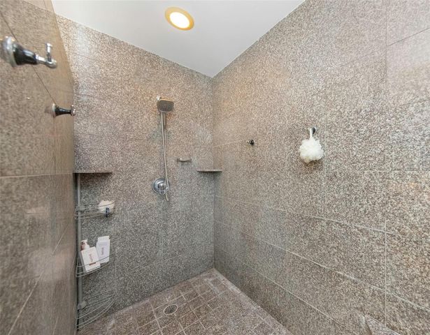 4313 50TH PLACE S, St Petersburg, FL 33711