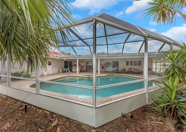 4313 50TH PLACE S, St Petersburg, FL 33711