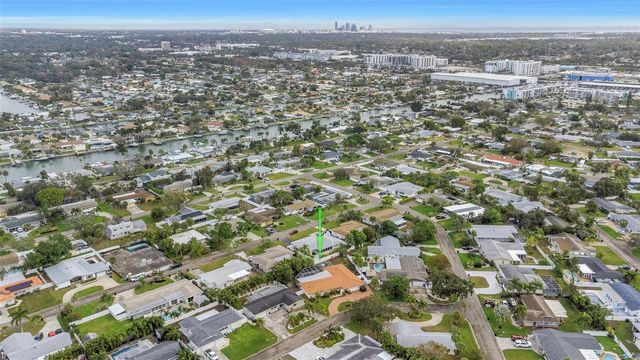 4313 50TH PLACE S, St Petersburg, FL 33711