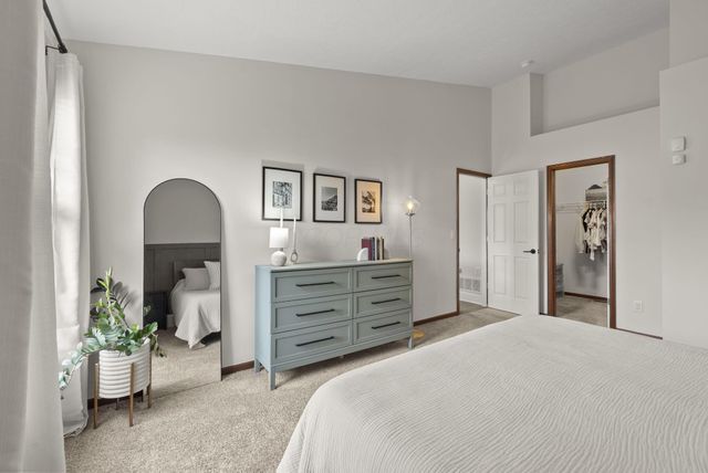 9133 Longstone Drive, Lewis Center, OH 43035