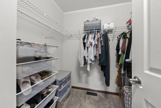 9133 Longstone Drive, Lewis Center, OH 43035