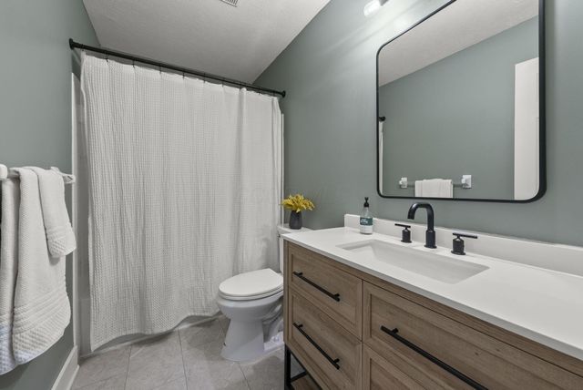 9133 Longstone Drive, Lewis Center, OH 43035