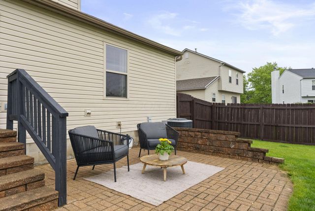 9133 Longstone Drive, Lewis Center, OH 43035