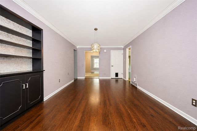 31310 Foxboro Way, Beverly Hills Village, MI 48025