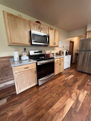 1162 Rachael Street, Waterloo, IA 50701