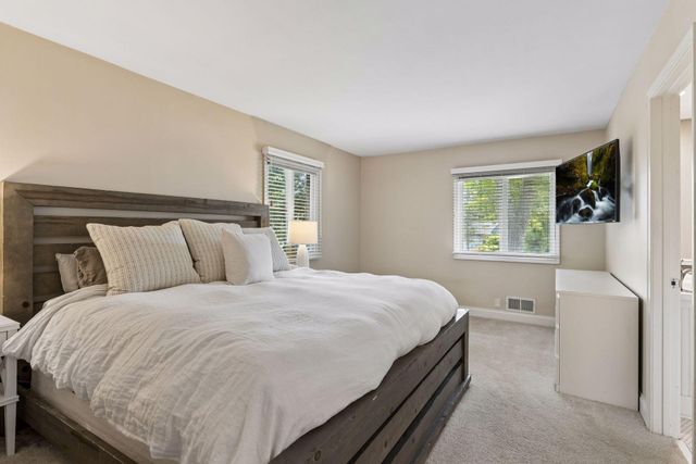 1661 Virginia Avenue S, Saint Louis Park, MN 55426