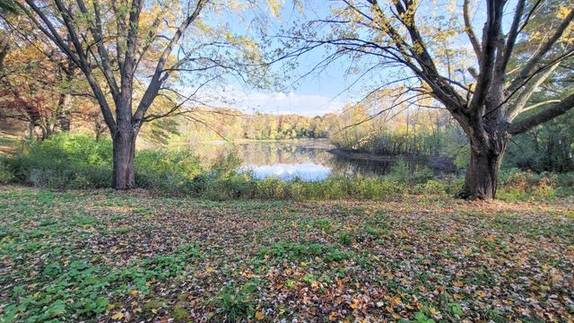 935 Lakewood Hills Road, Eagan, MN 55123