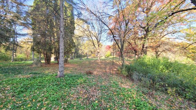 935 Lakewood Hills Road, Eagan, MN 55123