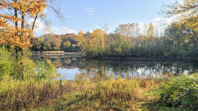 935 Lakewood Hills Road, Eagan, MN 55123