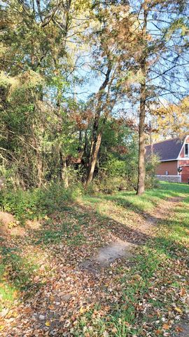 935 Lakewood Hills Road, Eagan, MN 55123