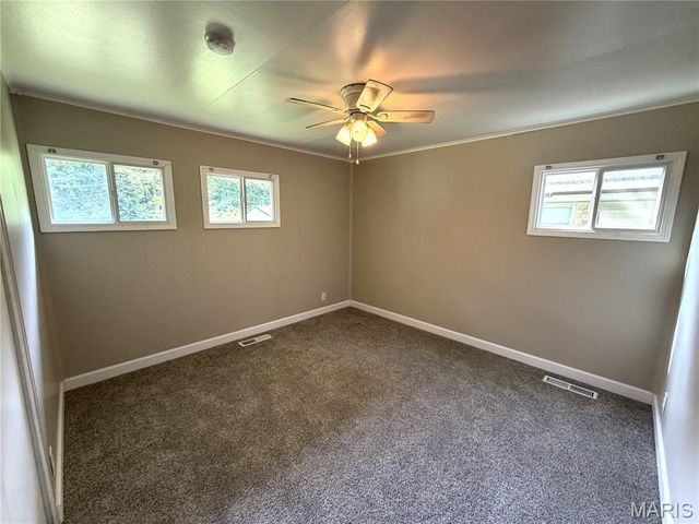 640 Devonshire Drive, Belleville, IL 62226