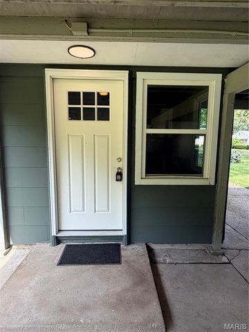 640 Devonshire Drive, Belleville, IL 62226