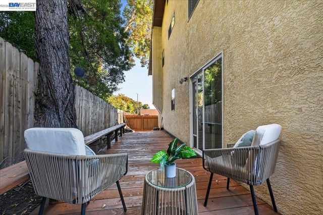 4561 Edwards Ln, Castro Valley, CA 94546