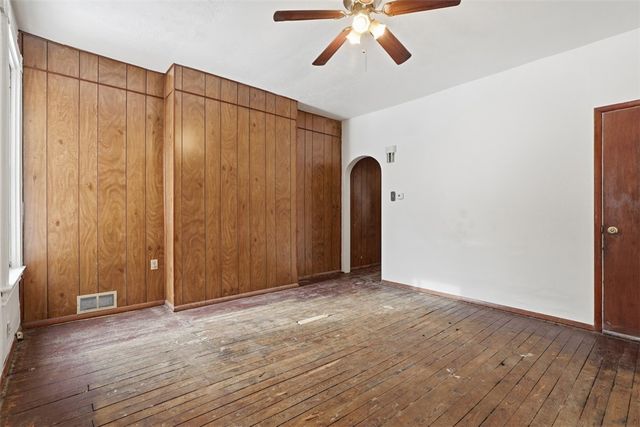 208 W Elizabeth St, Hazelwood, PA 15207