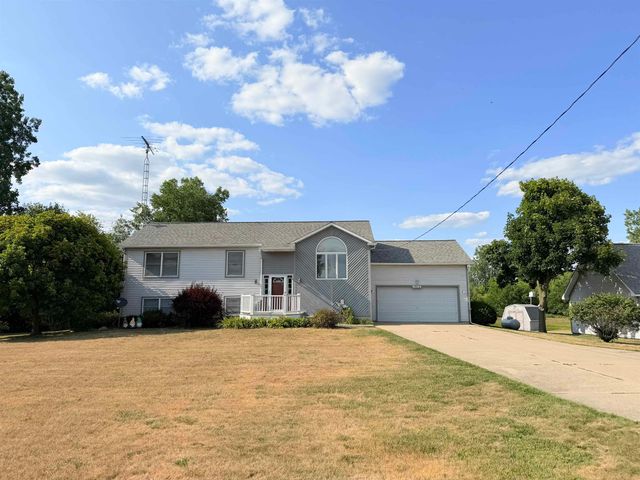 9094 Hill Road, Swartz Creek, MI 48473