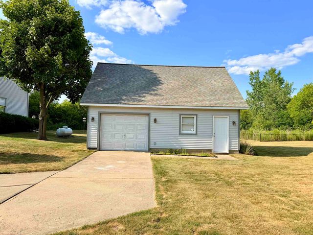 9094 Hill Road, Swartz Creek, MI 48473
