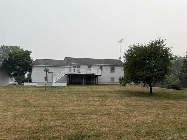 9094 Hill Road, Swartz Creek, MI 48473