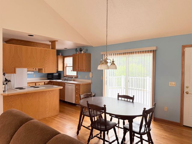 9094 Hill Road, Swartz Creek, MI 48473