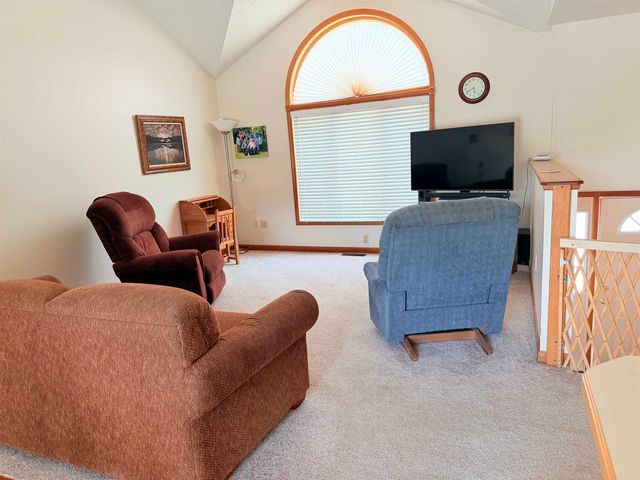 9094 Hill Road, Swartz Creek, MI 48473