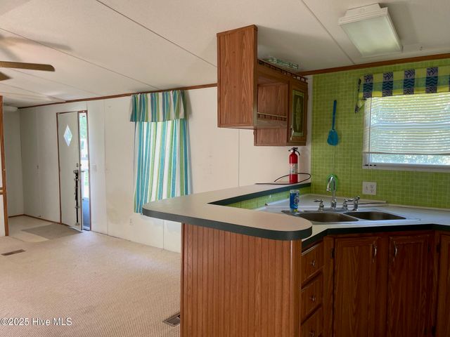 108 Conch Court, Gloucester, NC 28528