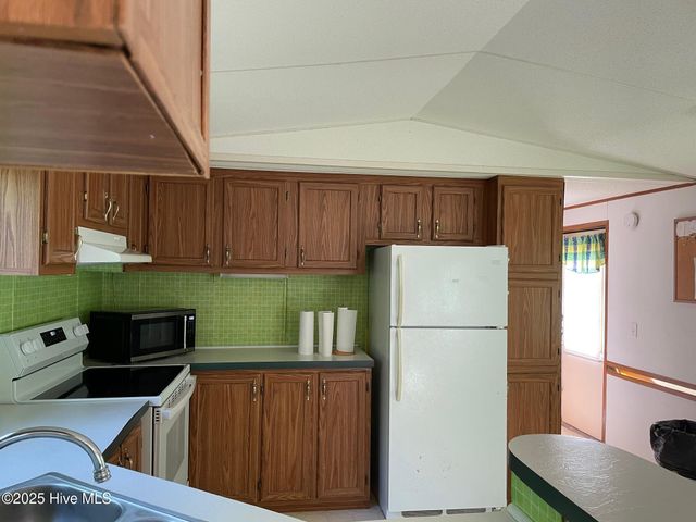 108 Conch Court, Gloucester, NC 28528