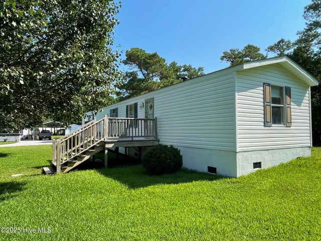 108 Conch Court, Gloucester, NC 28528