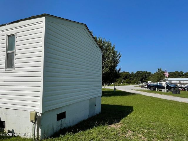 108 Conch Court, Gloucester, NC 28528