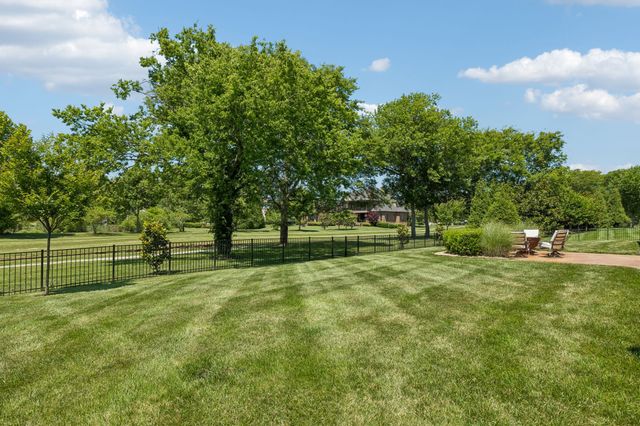 5005 Native Pony Trl, College Grove, TN 37046