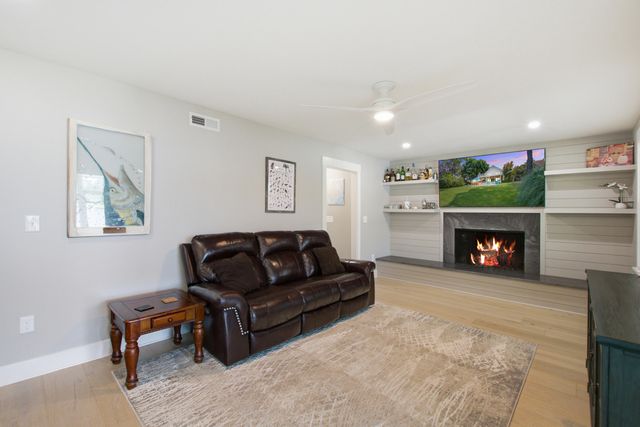 50 Rivers Point Row, Charleston, SC 29412