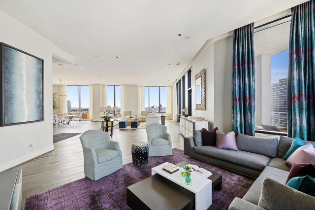 1409 Post Oak Boulevard 2702, Houston, TX 77056