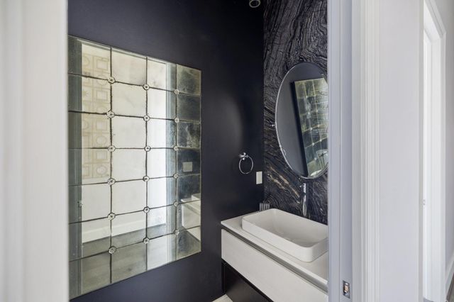 1409 Post Oak Boulevard 2702, Houston, TX 77056