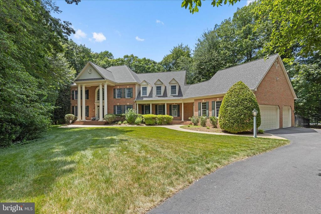 Image 3 of property listing at 1322 WINDSOR RIDGE LN, Annapolis, MD 21409