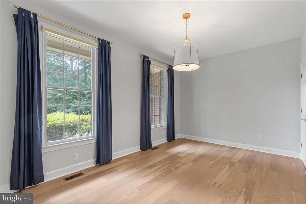 Image 36 of property listing at 1322 WINDSOR RIDGE LN, Annapolis, MD 21409