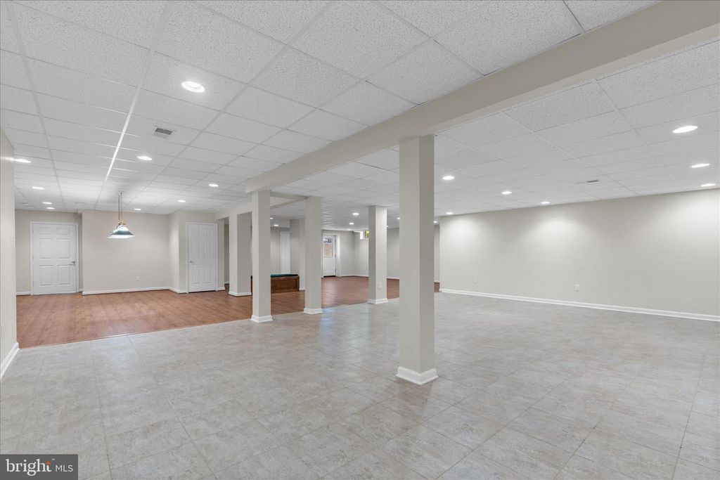 Image 77 of property listing at 1322 WINDSOR RIDGE LN, Annapolis, MD 21409