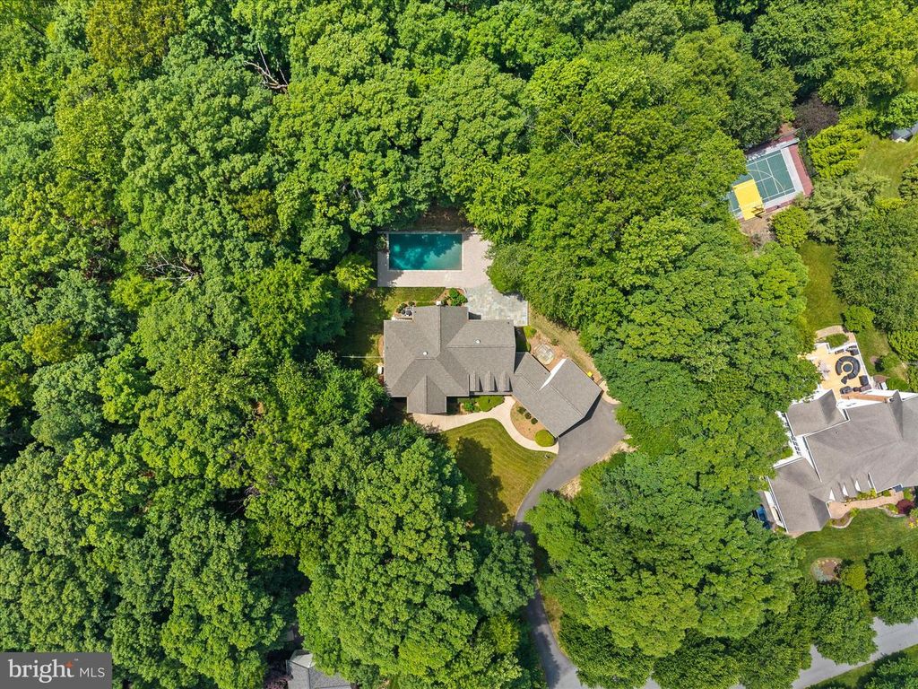 Image 90 of property listing at 1322 WINDSOR RIDGE LN, Annapolis, MD 21409