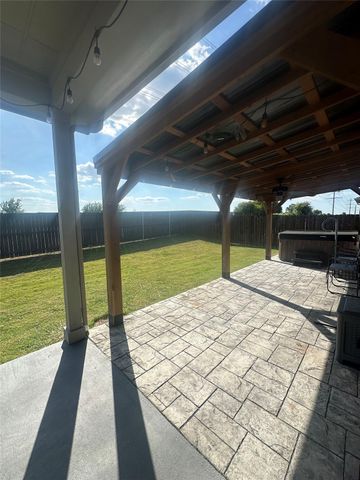 206 Thurman Holt RD, Hutto, TX 78634