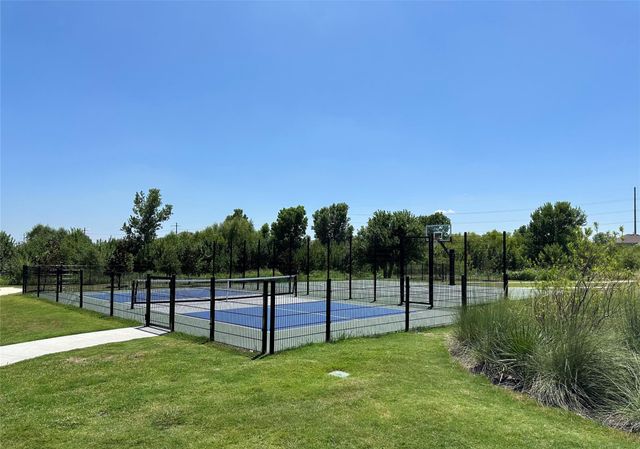 206 Thurman Holt RD, Hutto, TX 78634