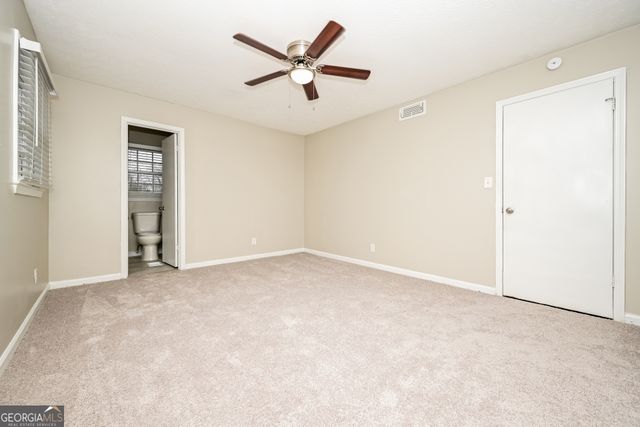 1645 Oak Forest Drive SE, Conyers, GA 30013