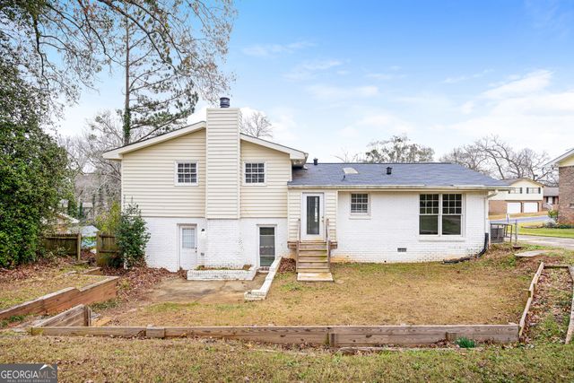 1645 Oak Forest Drive SE, Conyers, GA 30013