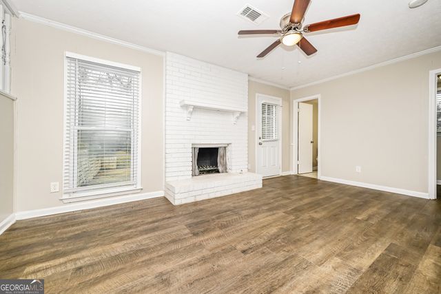 1645 Oak Forest Drive SE, Conyers, GA 30013