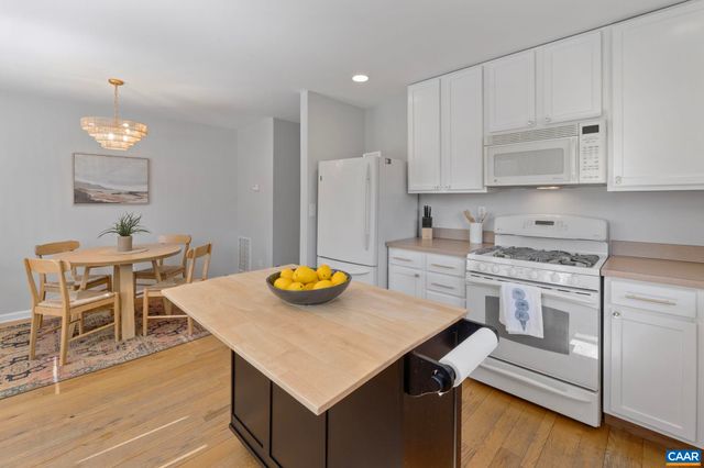 1004 PAGE ST, Charlottesville, VA 22903