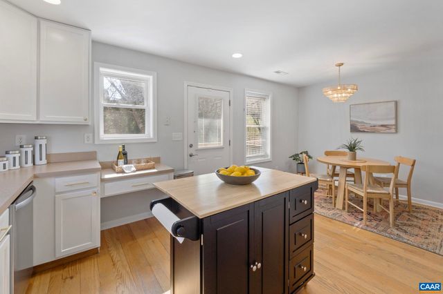 1004 PAGE ST, Charlottesville, VA 22903